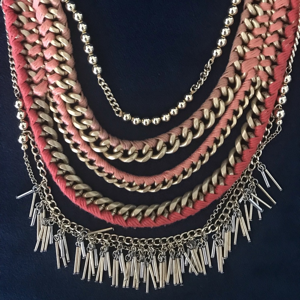 Stella & Dot Layered Necklace - Picture 2 of 3